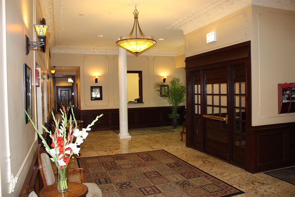 שיקגו Dewitt Hotel And Suites מראה חיצוני תמונה