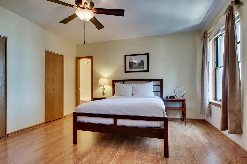 שיקגו Dewitt Hotel And Suites חדר תמונה