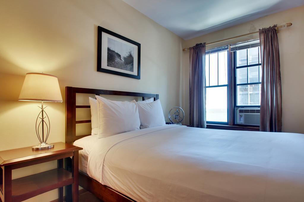 שיקגו Dewitt Hotel And Suites חדר תמונה