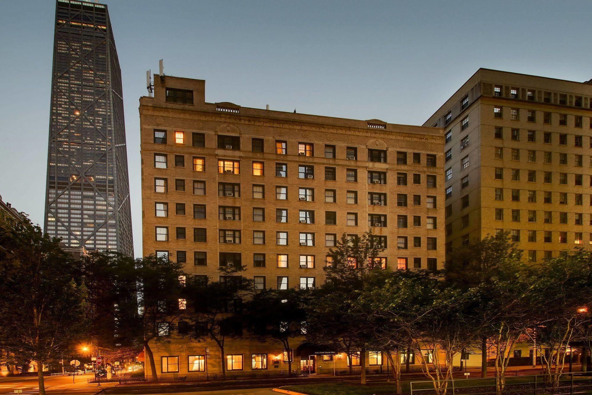 שיקגו Dewitt Hotel And Suites מראה חיצוני תמונה