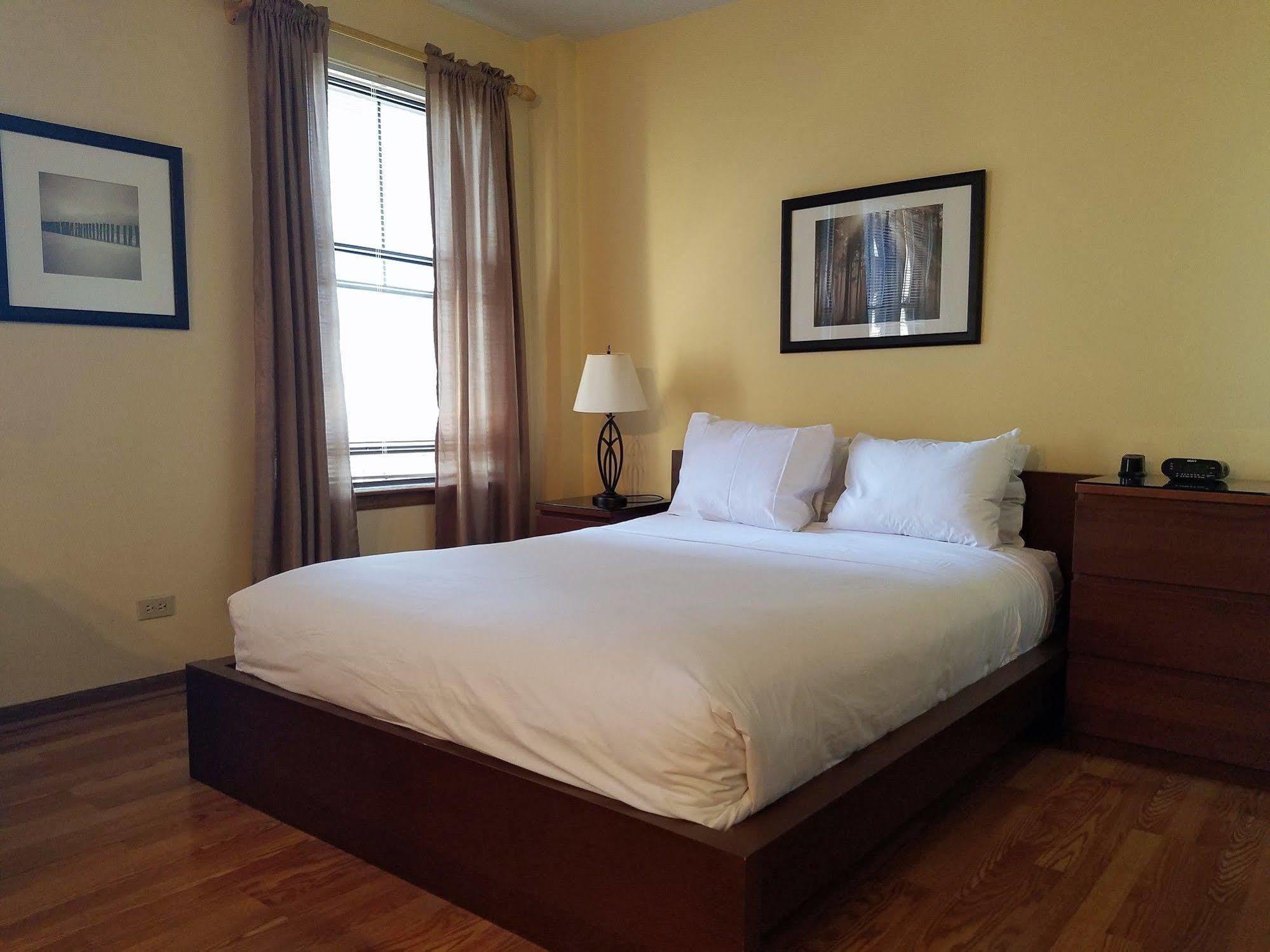 שיקגו Dewitt Hotel And Suites מראה חיצוני תמונה